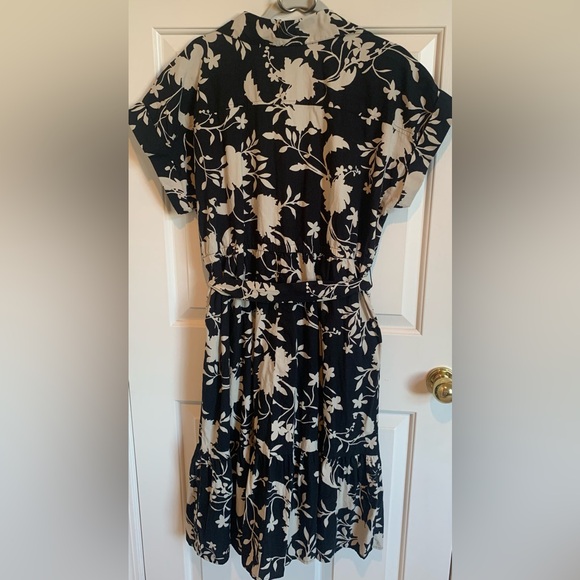 Ava & Viv black/tan button down midi dress. Great condition. Size 1X - Picture 3 of 4